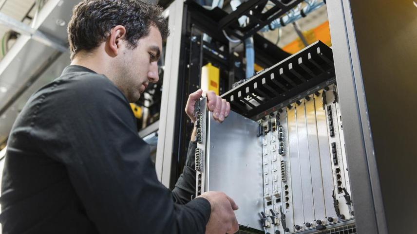 It Roul's From Cloud to AI: The Next Great Shift in IT Roles | Experts Exchange