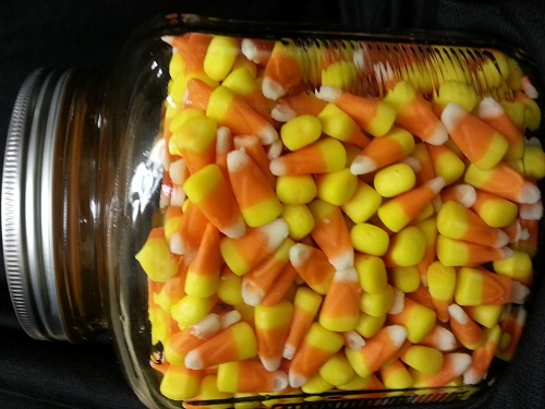 How Many Candy Corn in 32 Oz Jar 