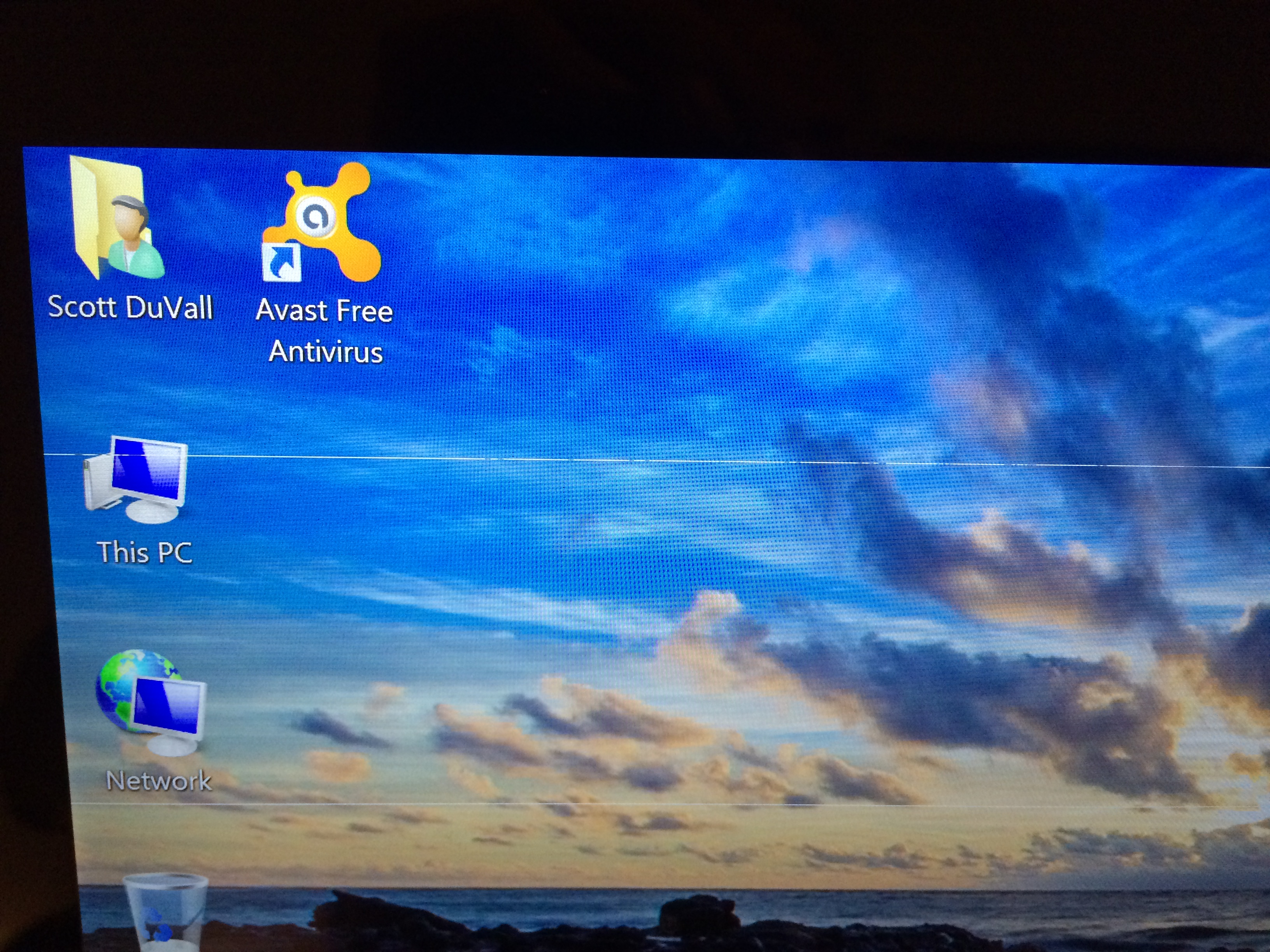 Solved New laptop horizontal lines across display Experts Exchange