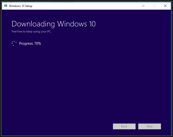 Screenshot of Downloading Windows 10 progress box