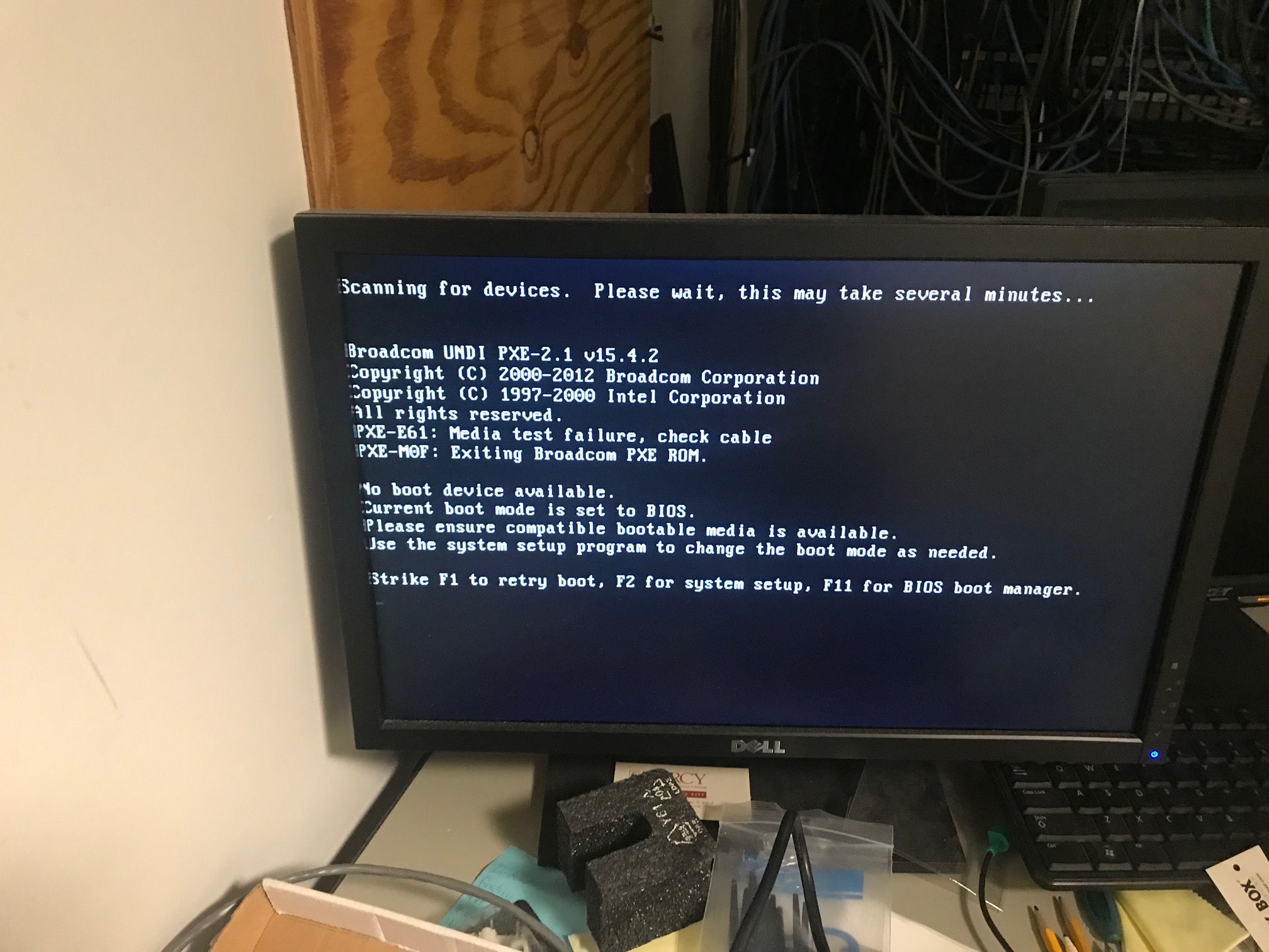 Solved Boot device not available Experts Exchange